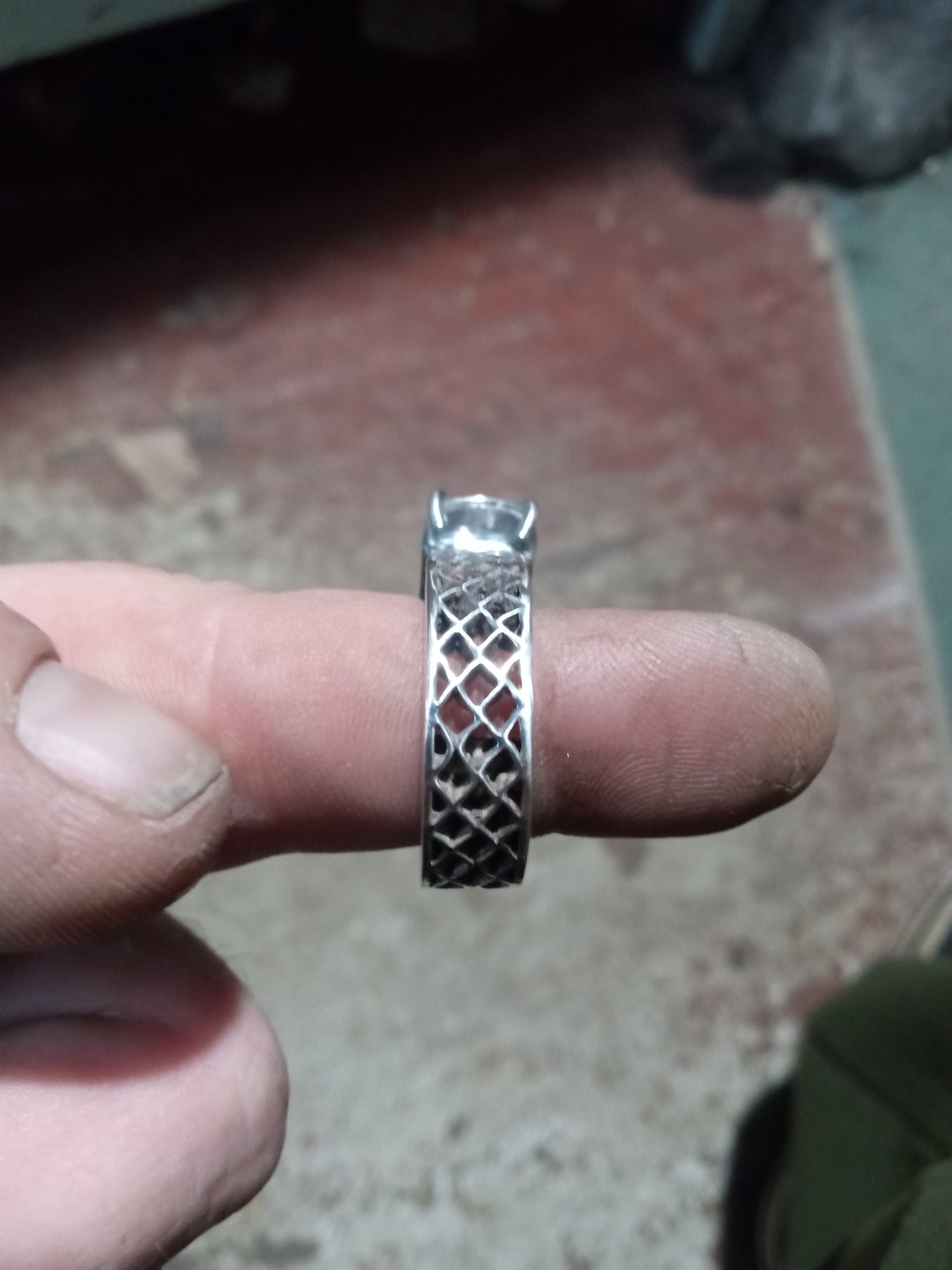 10ctw Goshenite ring made of fine silver