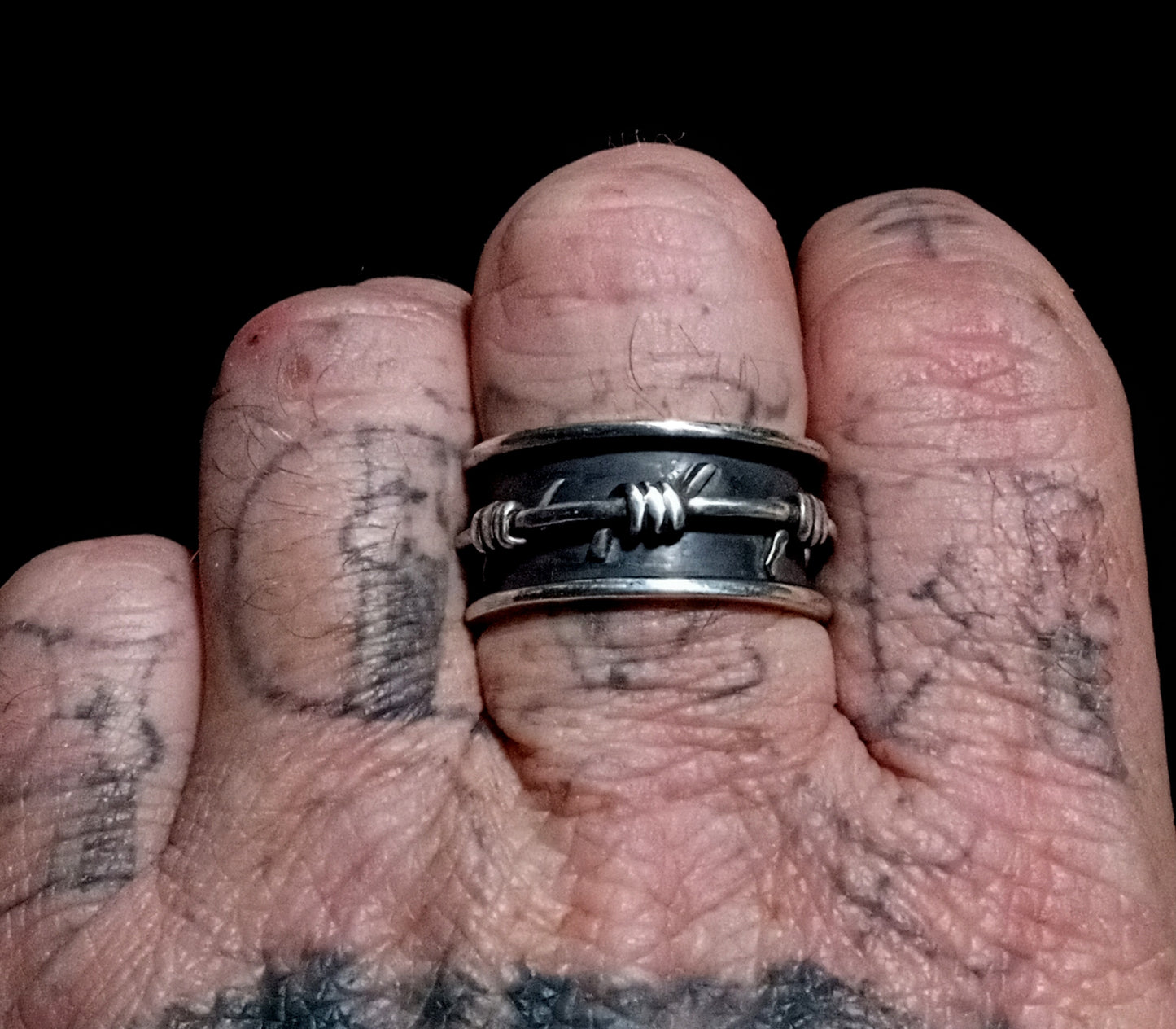 Mens barbwire fine silver ring