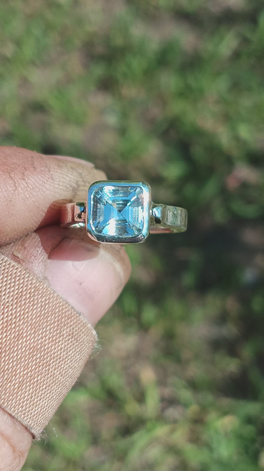 Aquamarine 2.33 ctw Asher cut fine silver ring .