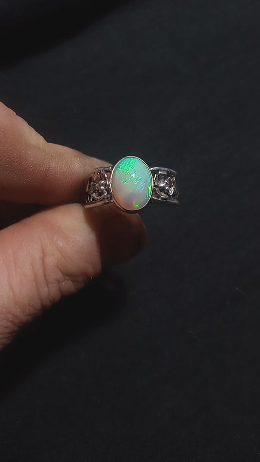 Outstanding opal and flower fine silver ring size 9 3/4