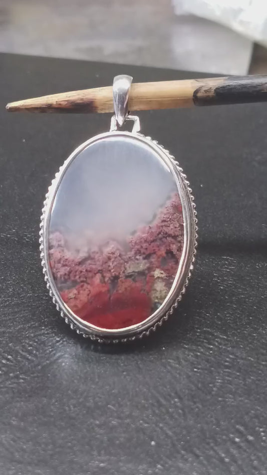 Scenic agate pendant