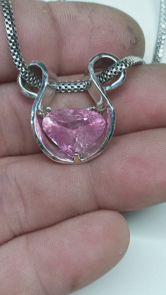 Pink tourmaline pendant