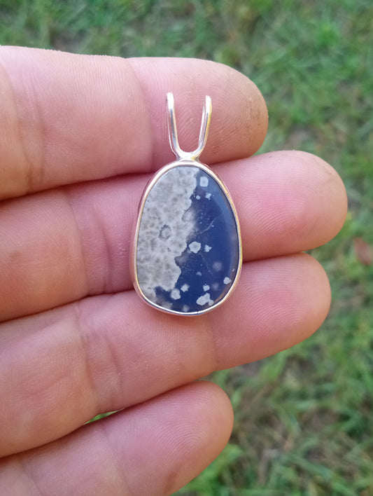 Leland Bleu and fine silver pendant